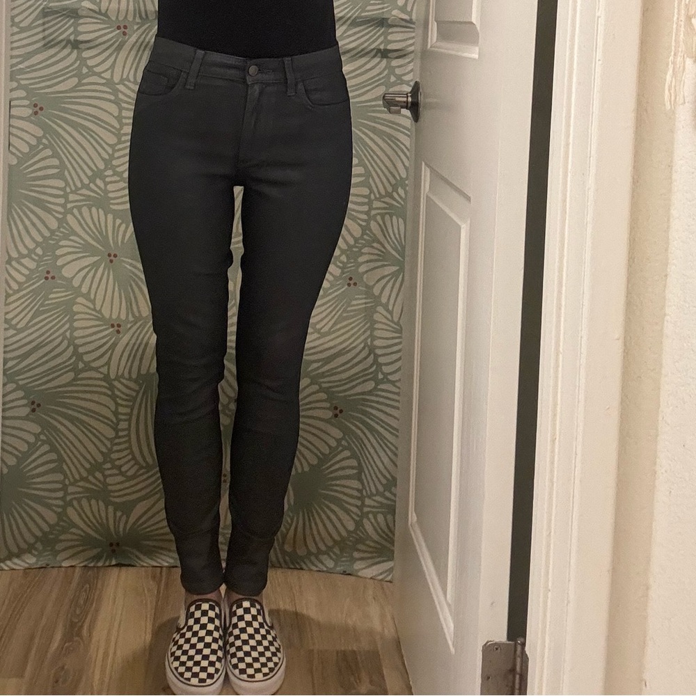 Joe Jeans THE CHARLIE
HIGH RISE SKINNY ANKLE // COATED // BLACK